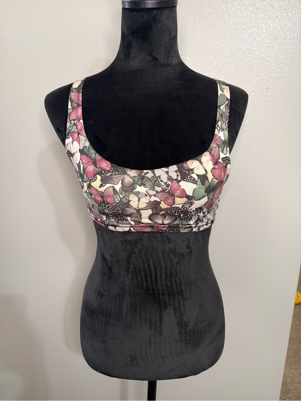 lululemon athletica Butterfly Scoop Bralette in Pink & Green